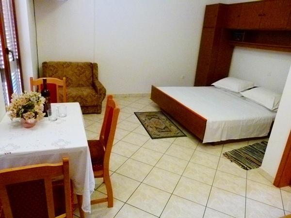 Apartments Nino セゲット・ヴラニツァ 部屋 写真