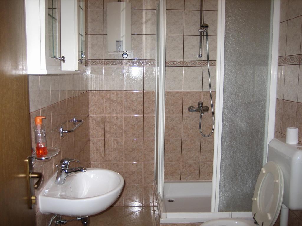 Apartments Nino セゲット・ヴラニツァ 部屋 写真
